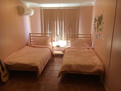 Tropical Farm Stay - Renee 2