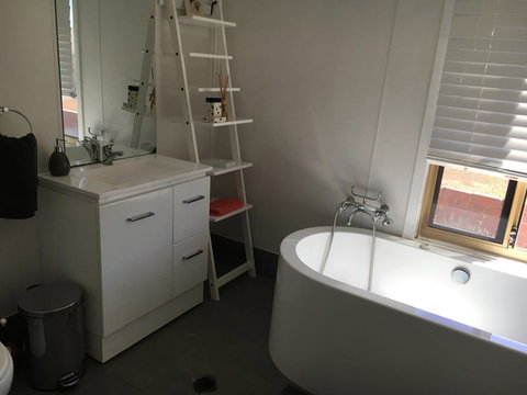 Tropical Farm Stay - Qld Realsetate 1