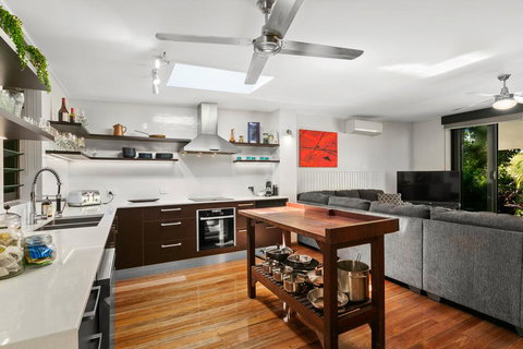 Tropical House, Pool And Extra Bungalow, 4 Bedrooms - Renee 3