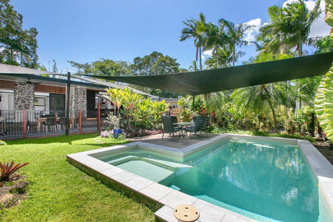 Tropical House, Pool And Extra Bungalow, 4 Bedrooms - Renee 0