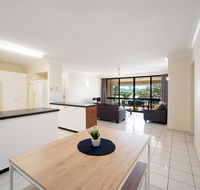 TROPICAL FAMILY ESCAPE FREE WIFI/NETFLIX - Internet Find