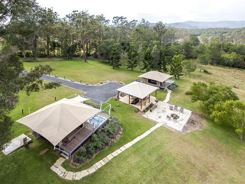 Tuckers Retreat - Qld Realsetate 0