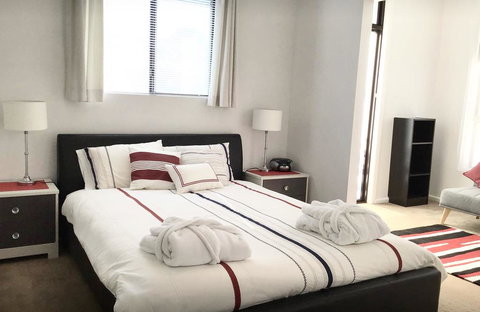 Tullamore - Close To Hobart Airport And Beaches - Renee 0