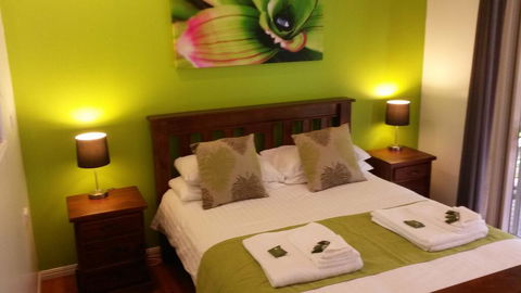 Turtle Reef Bed & Breakfast Cairns - Petrol Stations 3