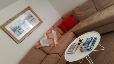 Twin Towers 504 B - Renee 2