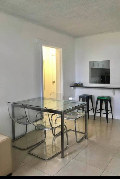 U2 60 Great Western Highway PARRAMATTA - Renee 2