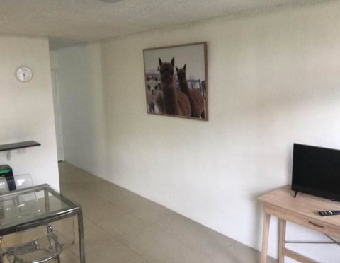 U2 60 Great Western Highway PARRAMATTA - Renee 1