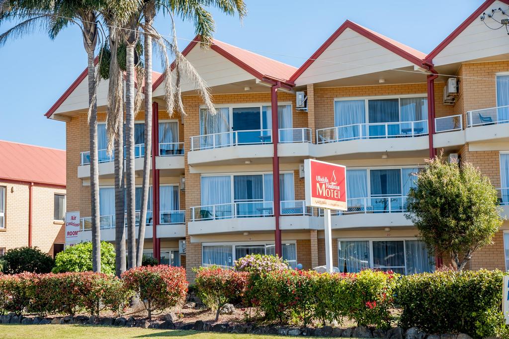 Dolphin Point NSW Renee