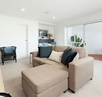 ULTIMATE BONDI LIVING - Renee
