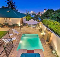 Ultimate Family Home - 3 Bedroom Lux Retreat with Private Pool Spa and Incredible Views - Swimm