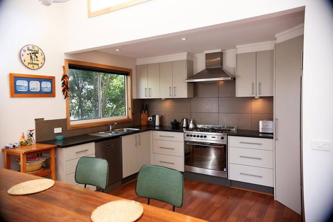 Unawatuna House @ Cape Woolamai - Qld Realsetate 3