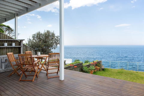 Unbelievable Clifftop Townhouse With Ocean Views - Renee 0