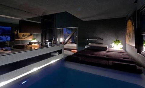 Under The Moonlight - Swimm 1