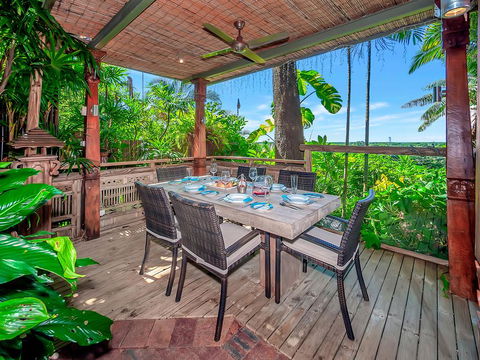 Unique, Tropical Rainforest Getaway - Renee 1
