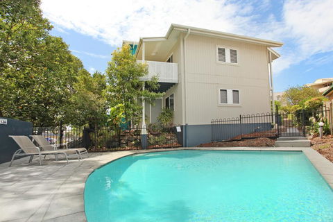 Unit 1 On The Park, Frank Street Coolum Beach: WIFI, 400 Bond, LINEN INCLUDED - Renee 1