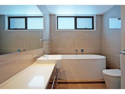 Utopia Apartment - Qld Realsetate 2