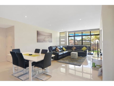 Utopia Apartment - Qld Realsetate 1