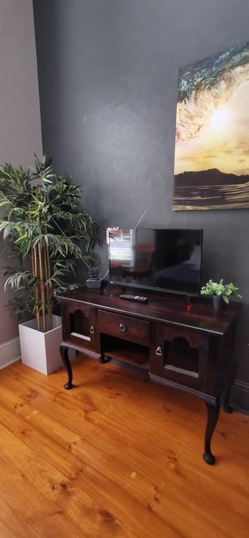 Vagabond Historic - Renee 3