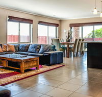 Valencia - Qld Realsetate