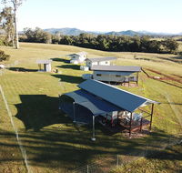Valley Cabins By The Creek - Internet Find