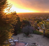 Vermillion Skies Holiday Accommodation - Qld Realsetate