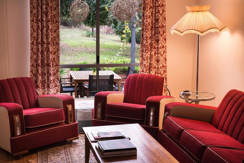 Veritas Cottage - Qld Realsetate 0