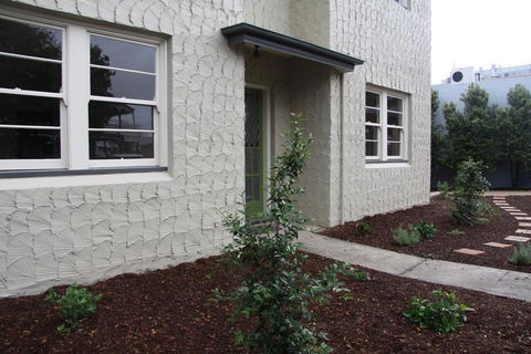 Victoria Street Apartments - Renee 1