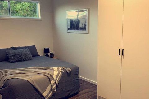 Victoria Valley With A View - Renee 2