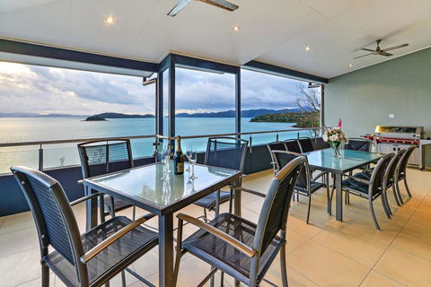 Villa 12 The Edge On Hamilton Island - Internet Find 0