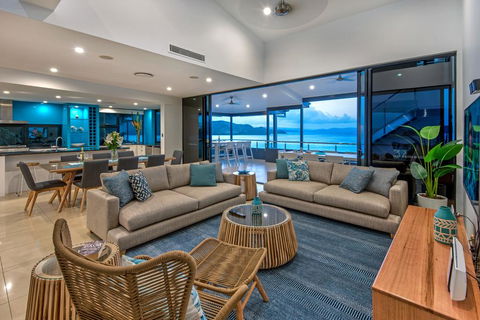Villa 16 The Edge On Hamilton Island - Internet Find 2