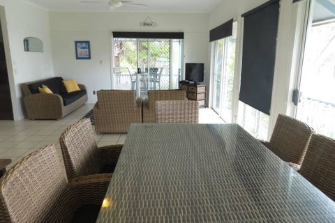 Villa 31 At Tangalooma Resort - Swimm 3