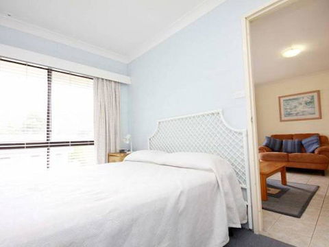 Villa Manyana Unit 25 - Internet Find 2