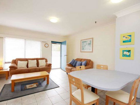 Villa Manyana Unit 25 - Internet Find 0