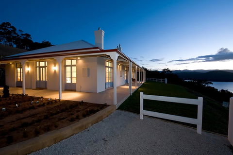 Villa Talia Tasmania - Internet Find 2