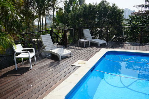 Villa With Views & Pool - Renee 1