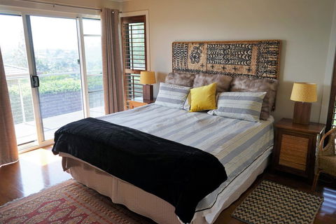 Villa With Views & Pool - Renee 3