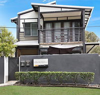 Villas at Hastings Point - Internet Find