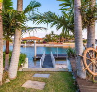 Vista del Mare - 81 Witonga Drive Yamba Family home on water. - Renee