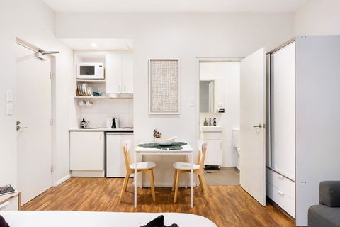 Vivo Suites Bondi - Renee 1