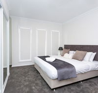 Wagga Apartments 3 - Internet Find