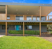 Waikiki Views - Renee