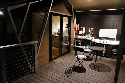 Wallabies Rest - Internet Find 1