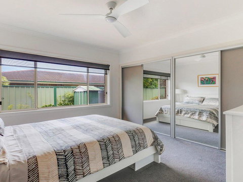 Walling-Clifton Gardens - Backing Onto Golf Course - Renee 1