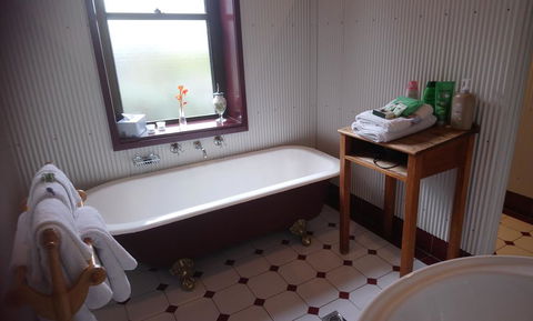 Walnut Cottage - Renee 3