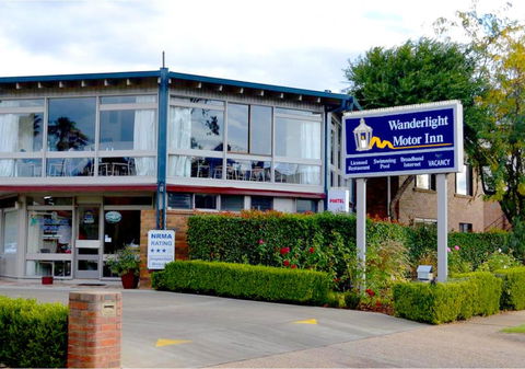 Wanderlight Motor Inn - Internet Find 0