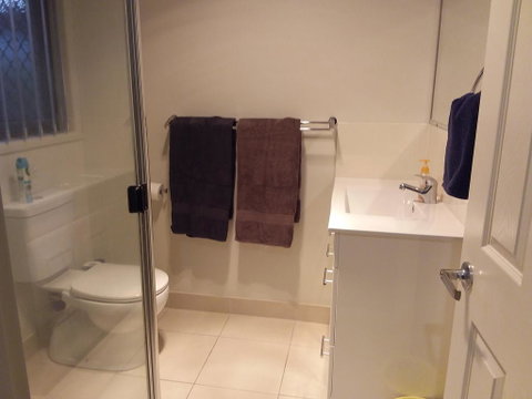 Waratah And Wattle Apartments - Internet Find 1