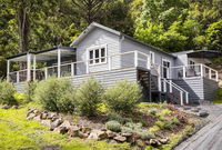 Business in Warburton VIC Renee Renee