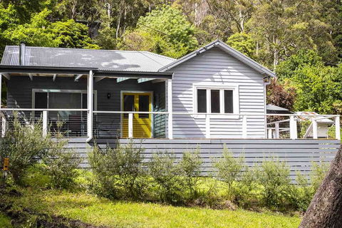 Warburton Digs - Renee 1