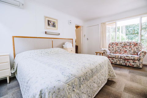 Warburton Lodge - Renee 2