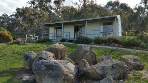 Warby Cottage - Renee 0